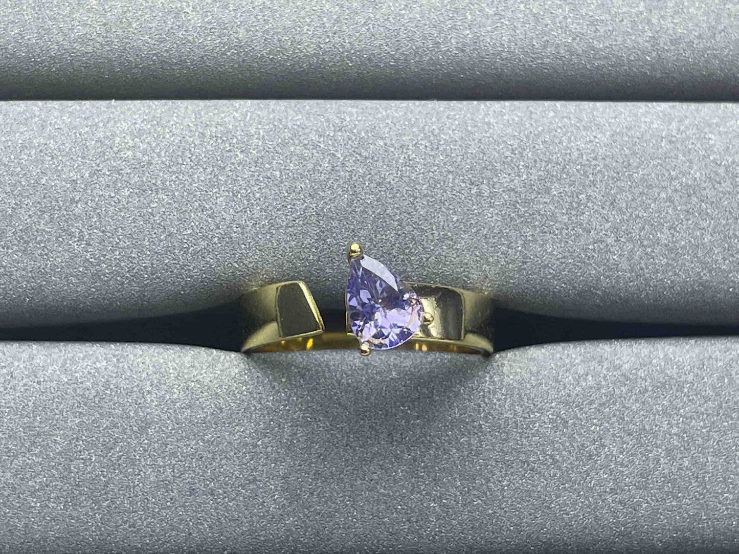 A1111 Tanzanite Ring
