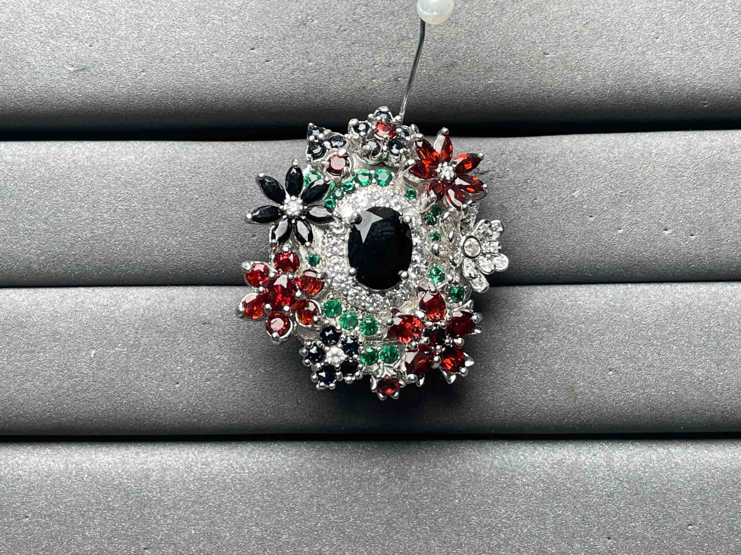 A11110 Spinel Pendant