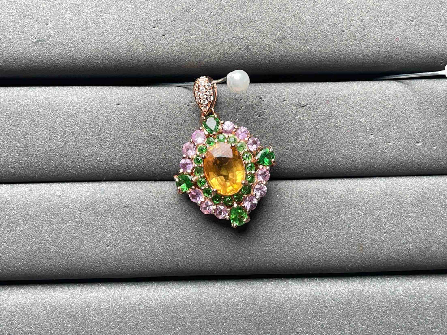 A11127 Sapphire Pendant