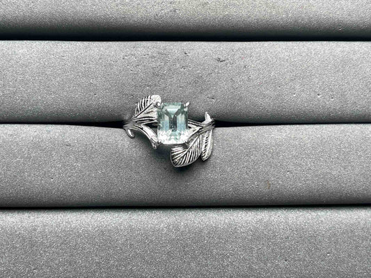 A11226 Aquamarine Ring