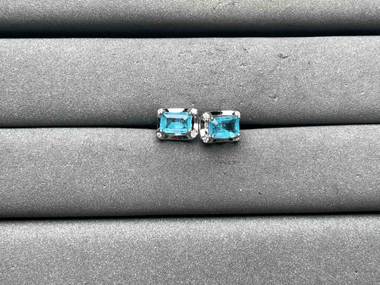 A11239 Color Changing Earrings