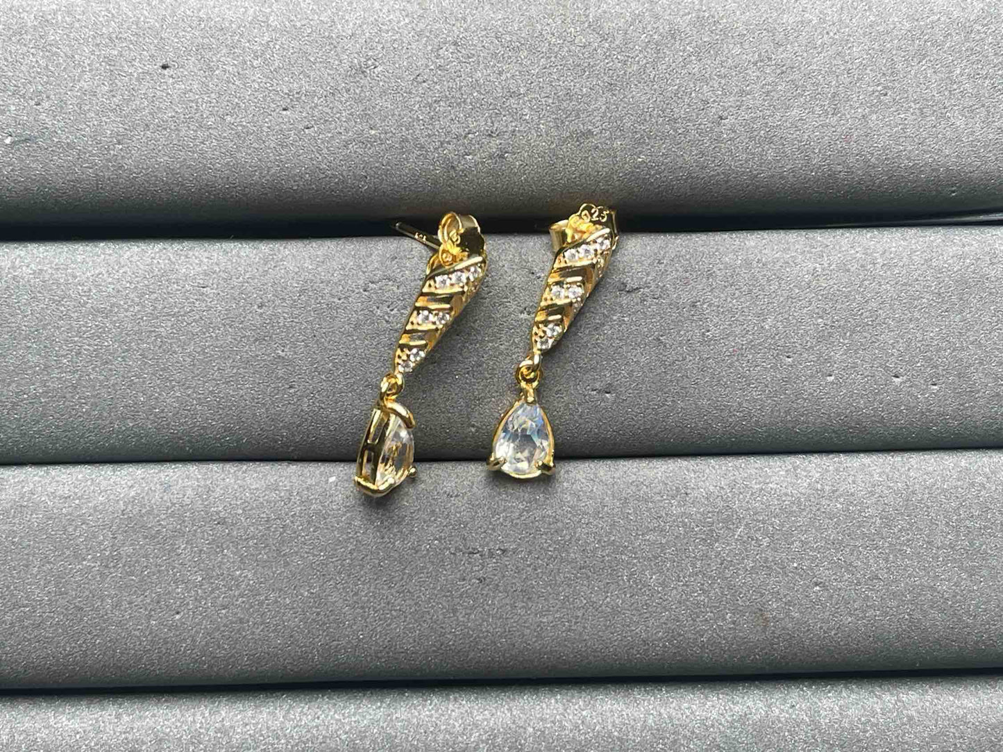 A11287 Aquamarine Earrings