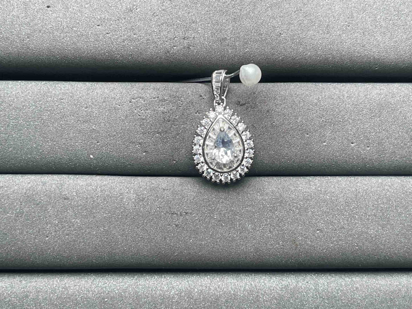 A11303 Aquamarine Pendant