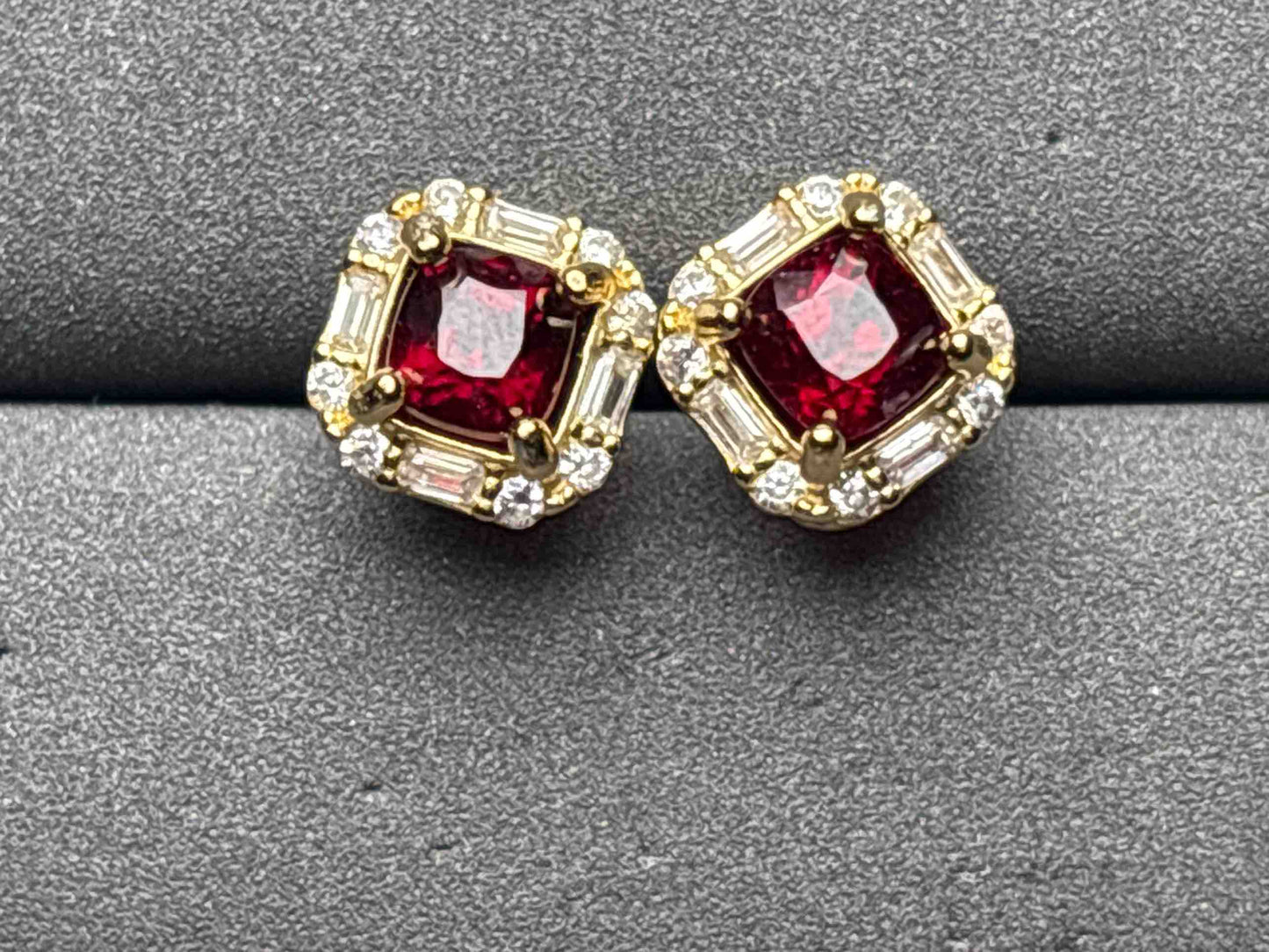 A11422 Spinel Earrings