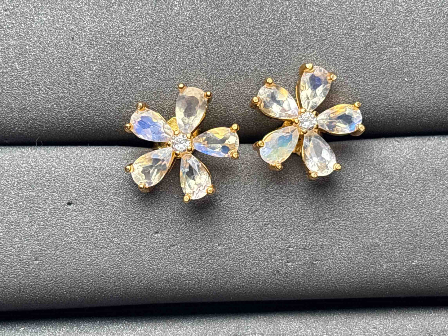 A11437 Moonstone Ring