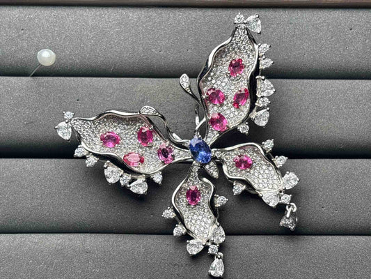 A11617 Tanzanite brooch