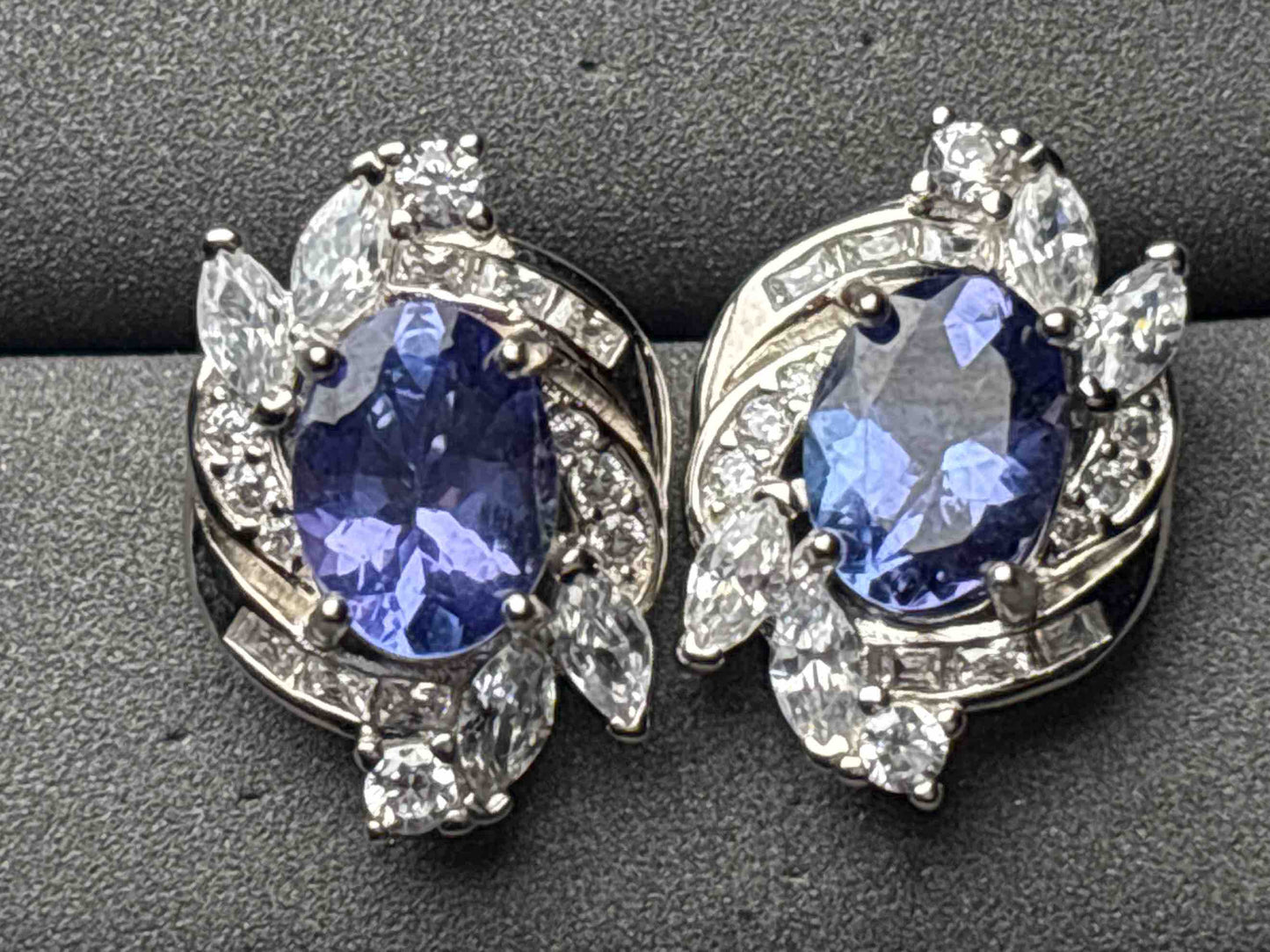 A11734 Tanzanite Earrings