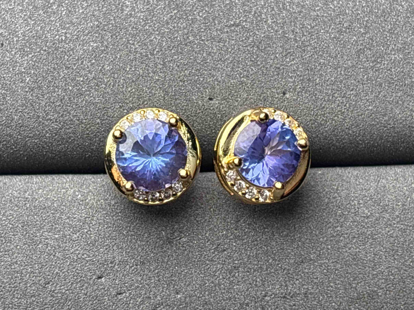 A11738 Tanzanite Earrings