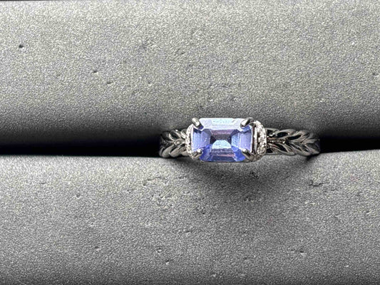 A11743 Tanzanite Ring