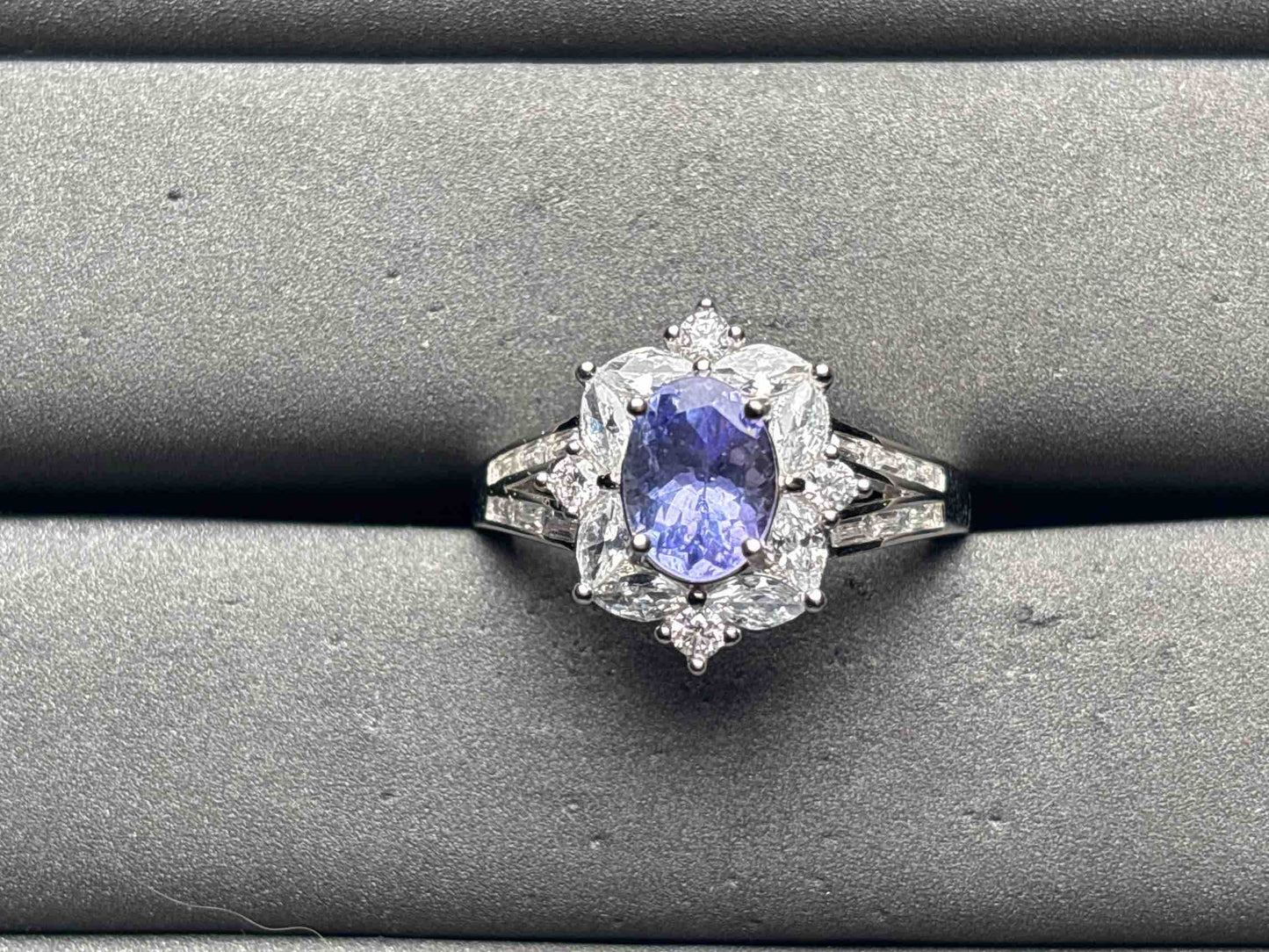 A11777 Tanzanite Ring