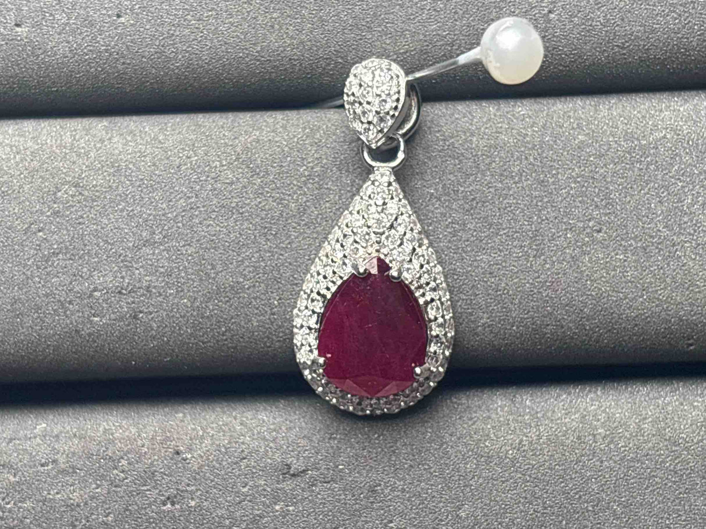 A11825 Ruby Pendant