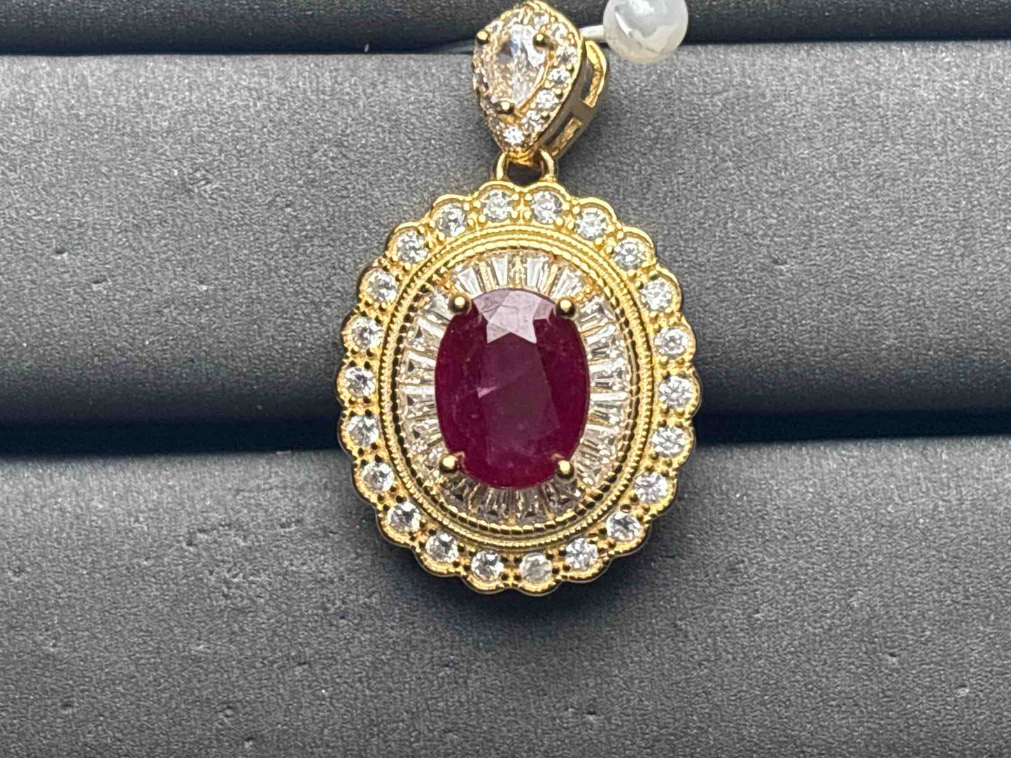 A11832 Ruby Pendant