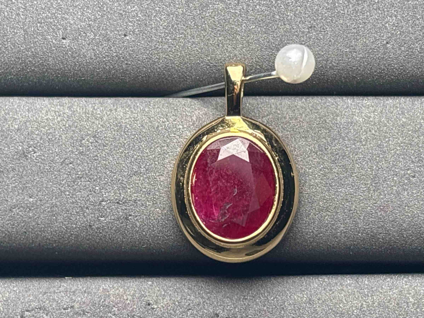 A11840 Ruby Pendant