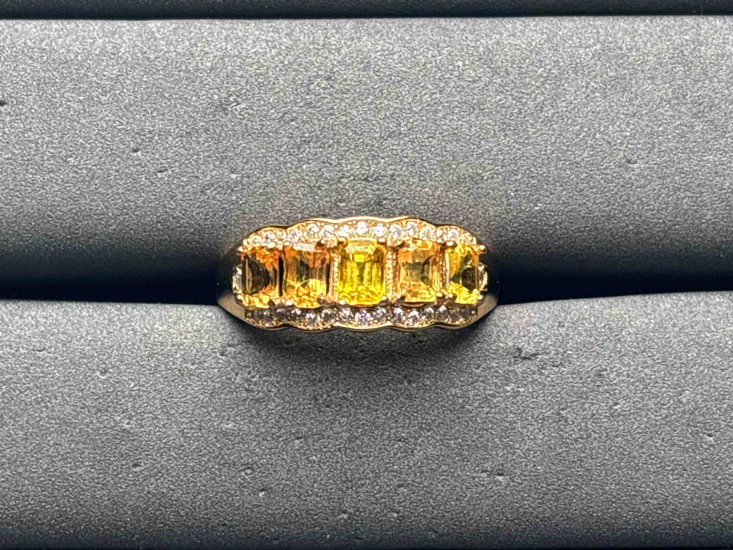 A11854 Sapphire Ring