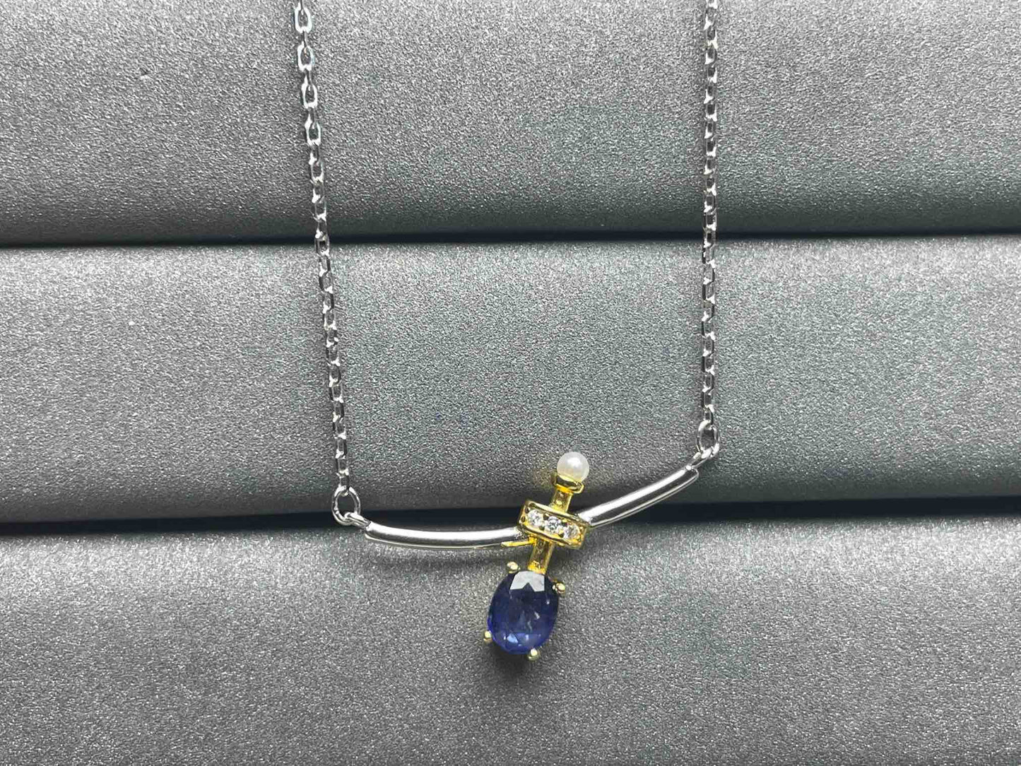 A1187 Blue Sapphire Necklace