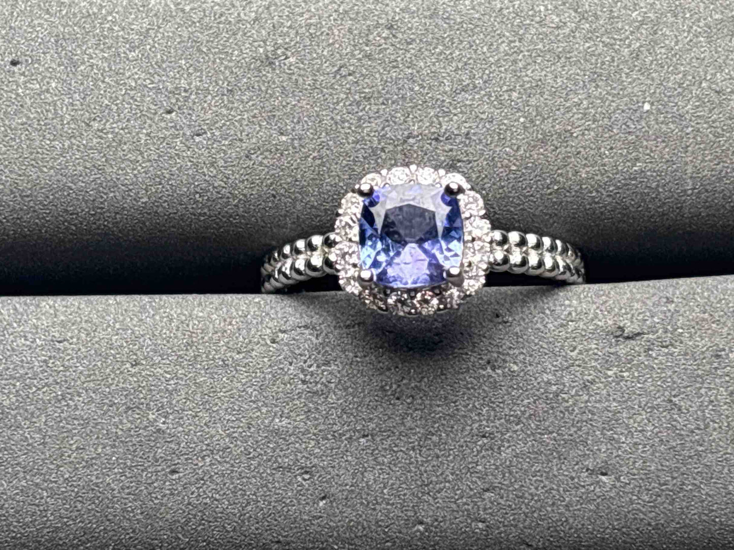 A11893 Tanzanite Ring