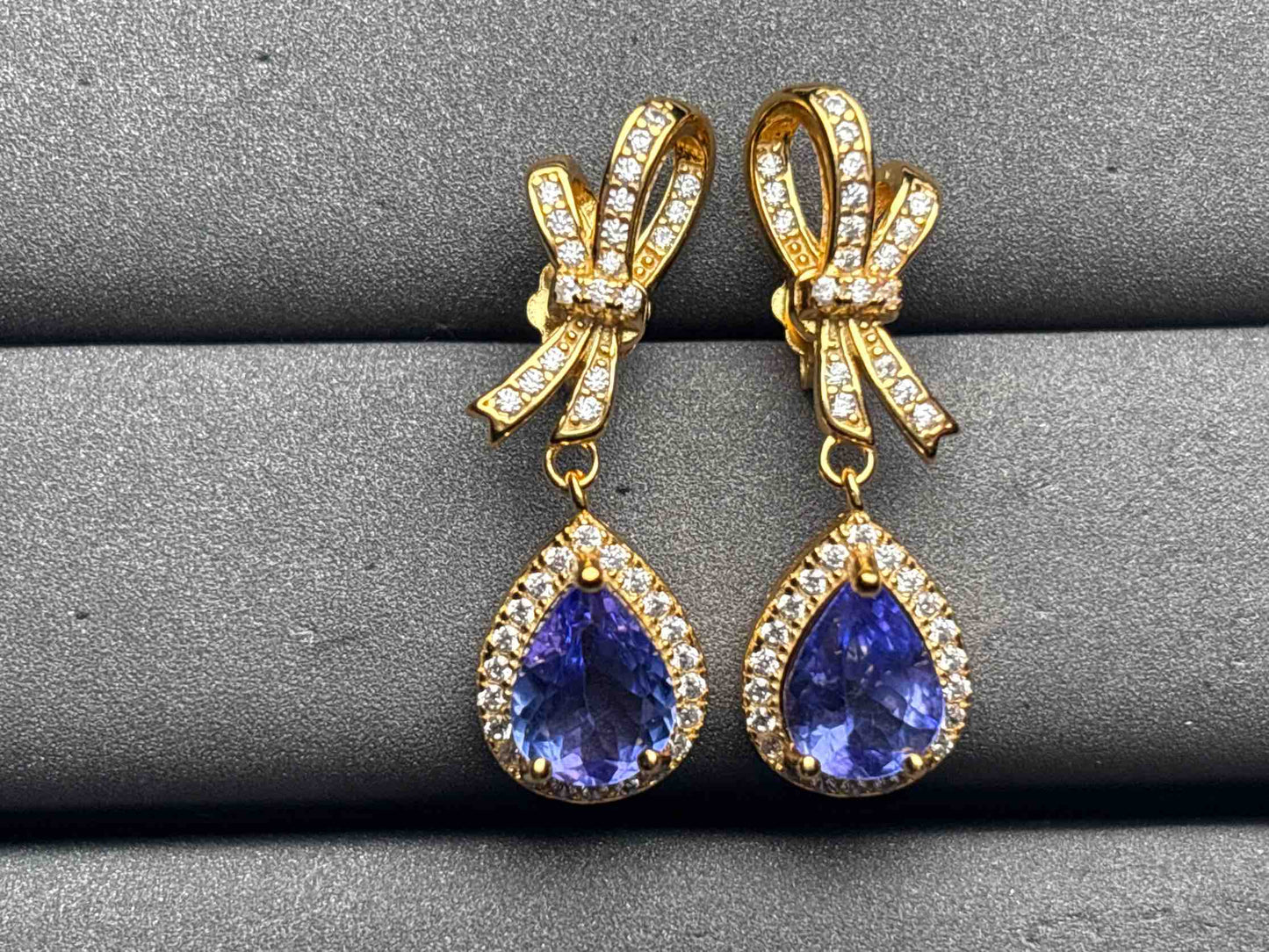 A11909 Tanzanite Earrings