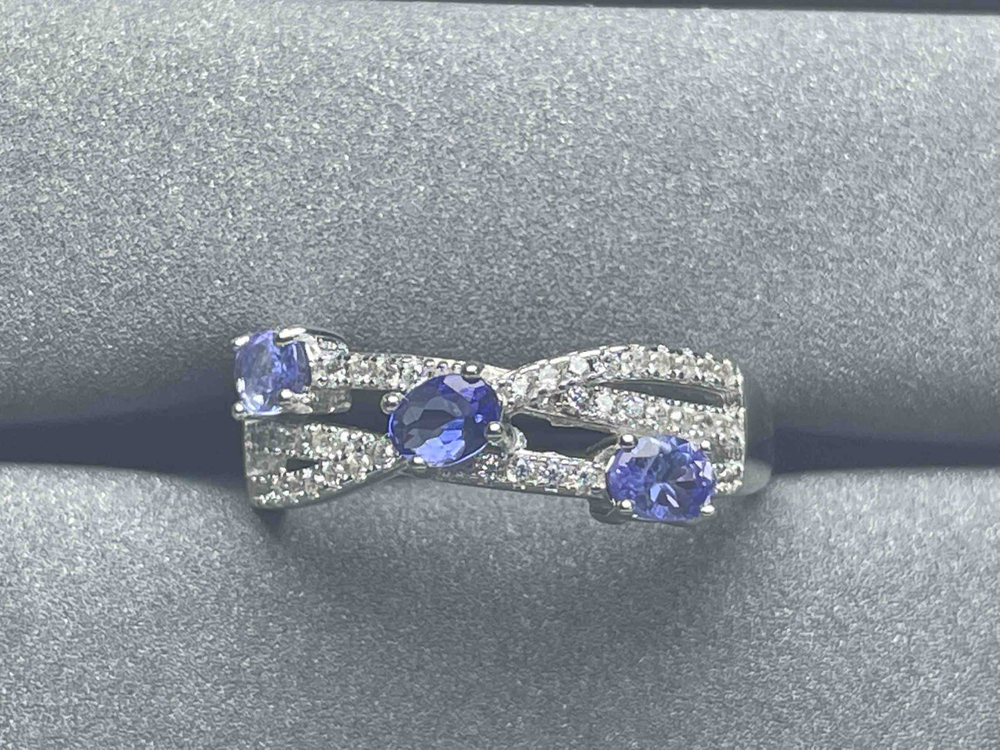 A1192 Tanzanite Ring