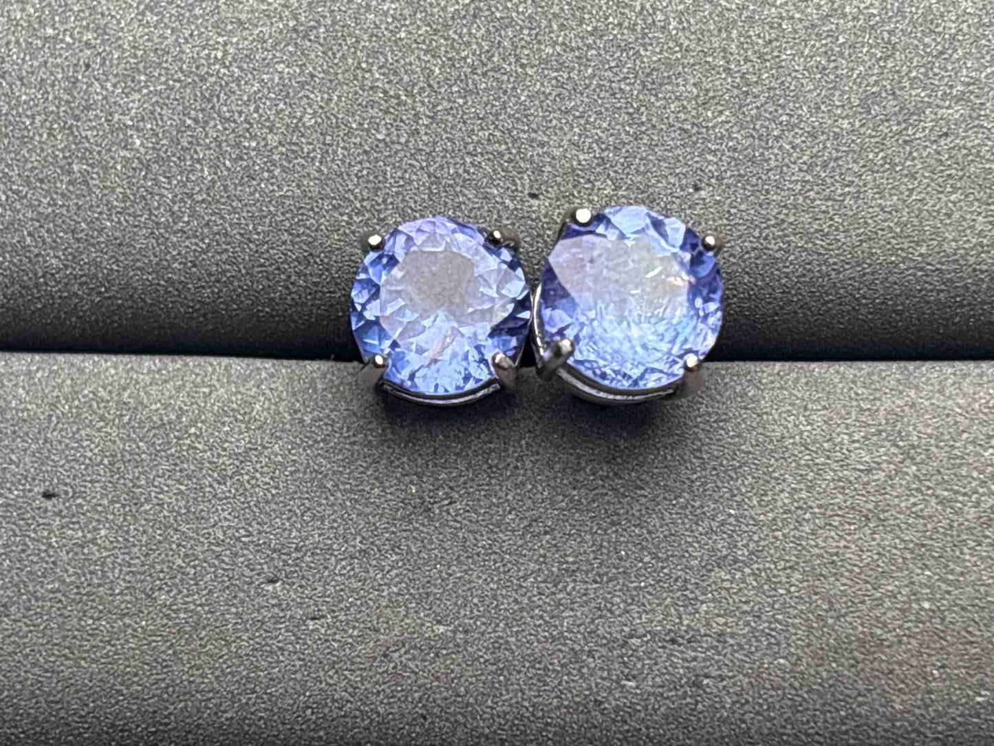 A11924 Tanzanite Earrings