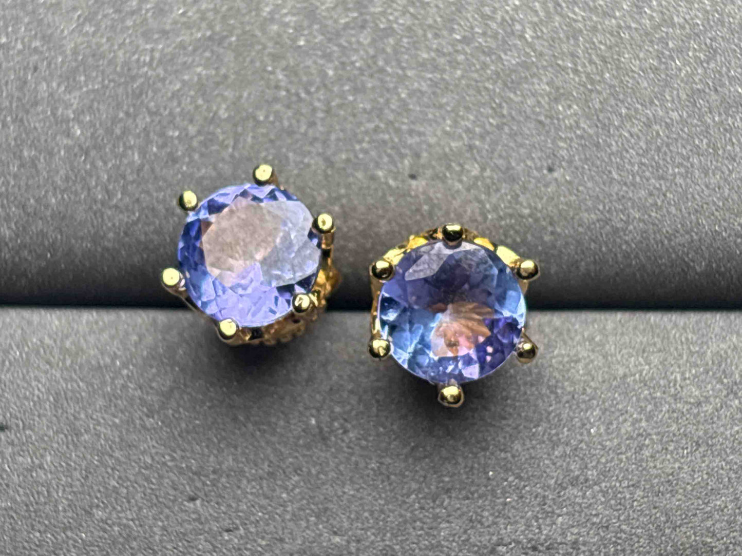 A11927 Tanzanite Earrings