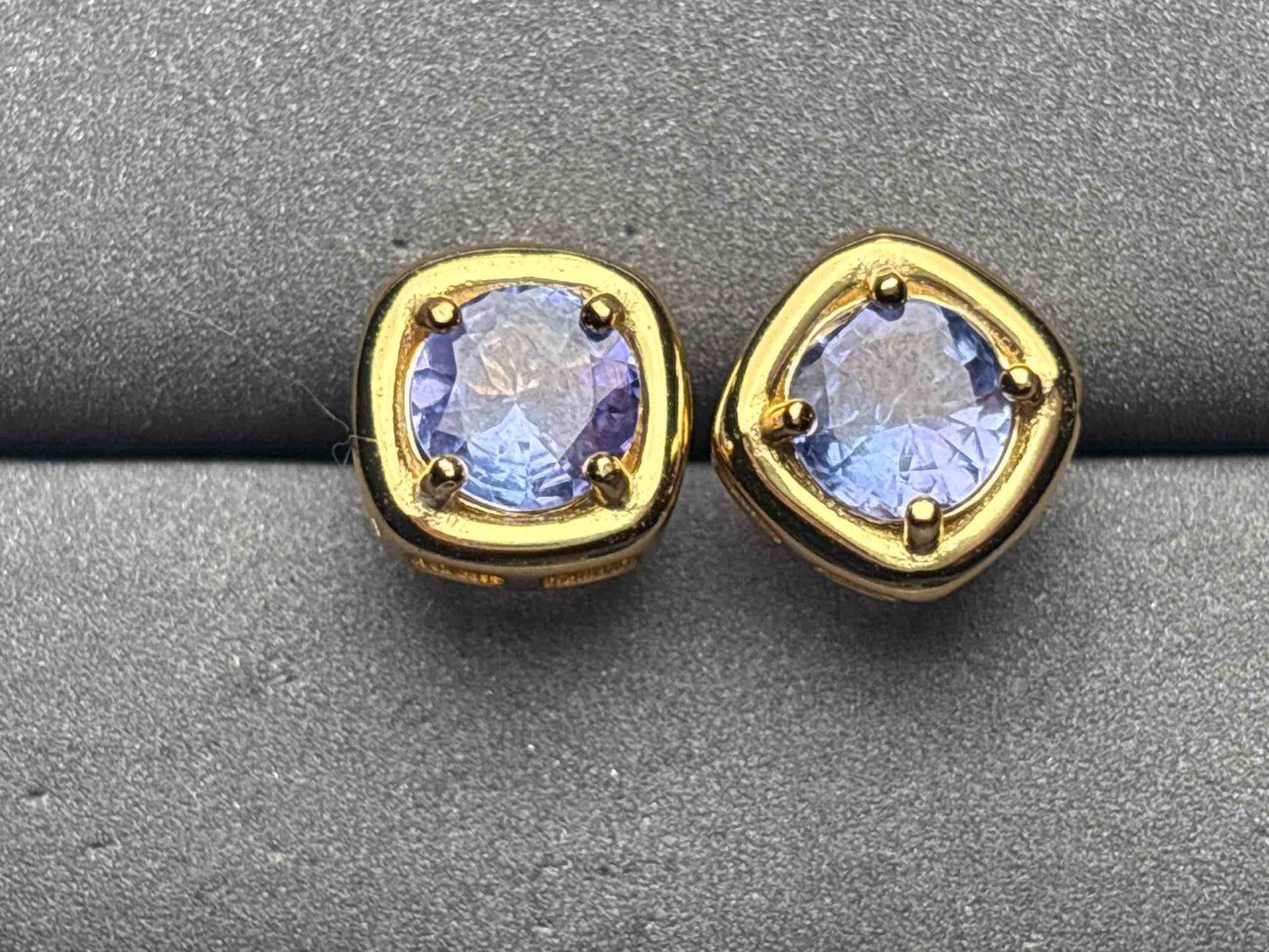 A11928 Tanzanite Earrings