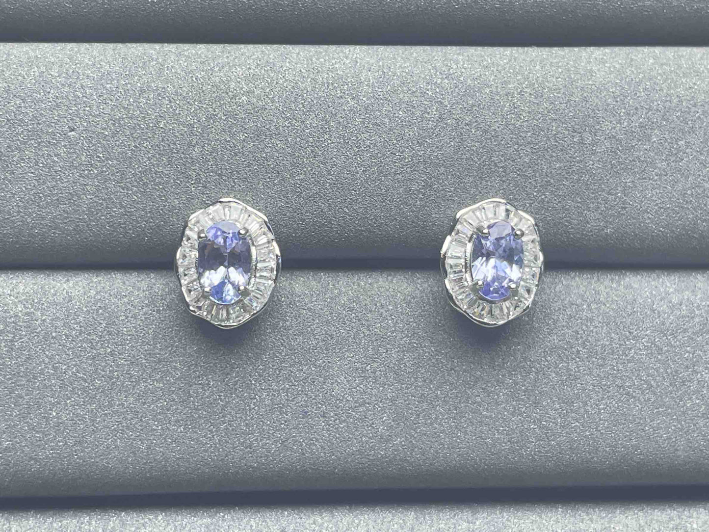 A1198 Tanzanite Earrings