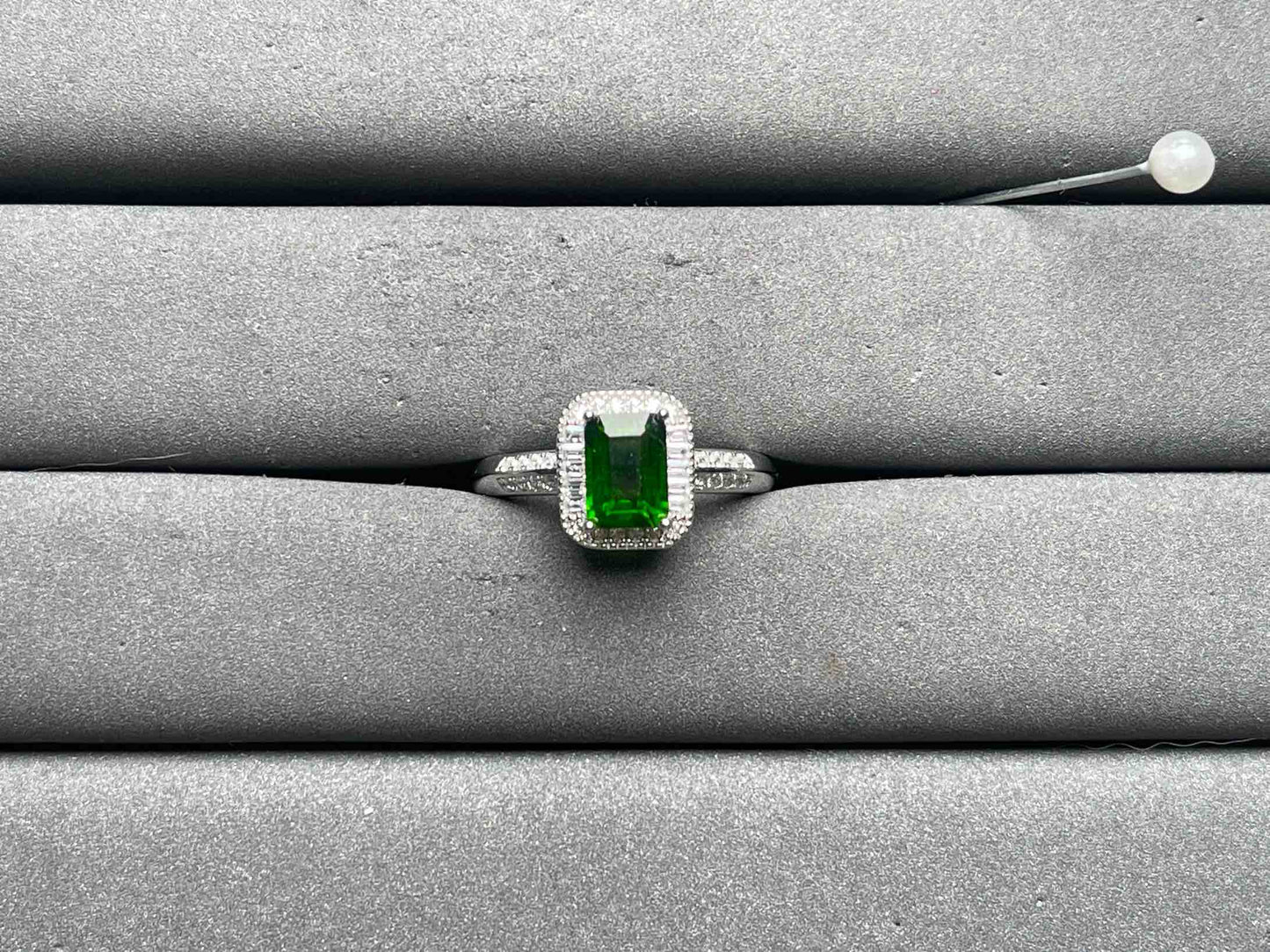 A11984 Diopside Ring