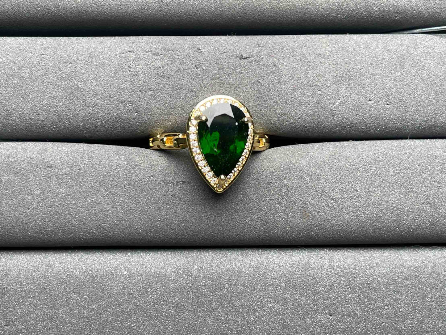 A11988 Diopside Ring