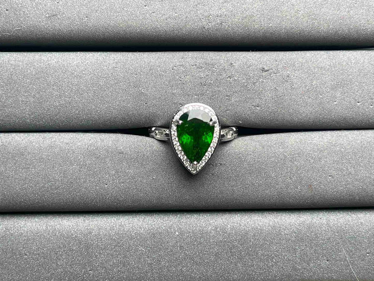 A11991 Diopside Ring