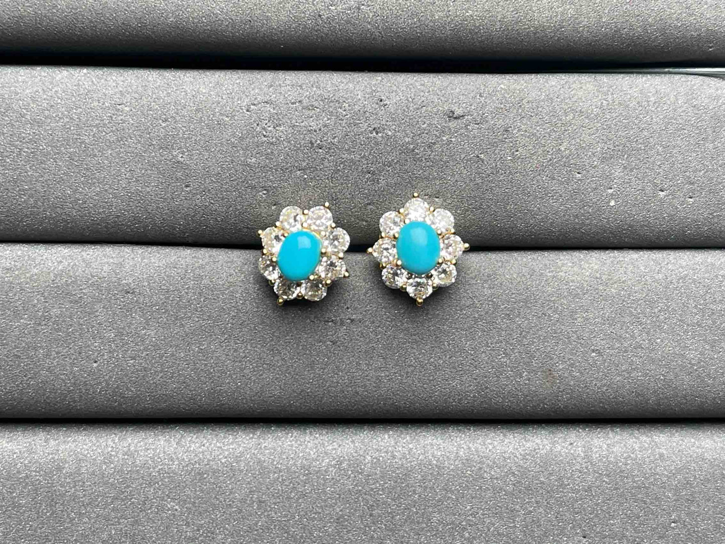 A12010 Turquoise Earrings