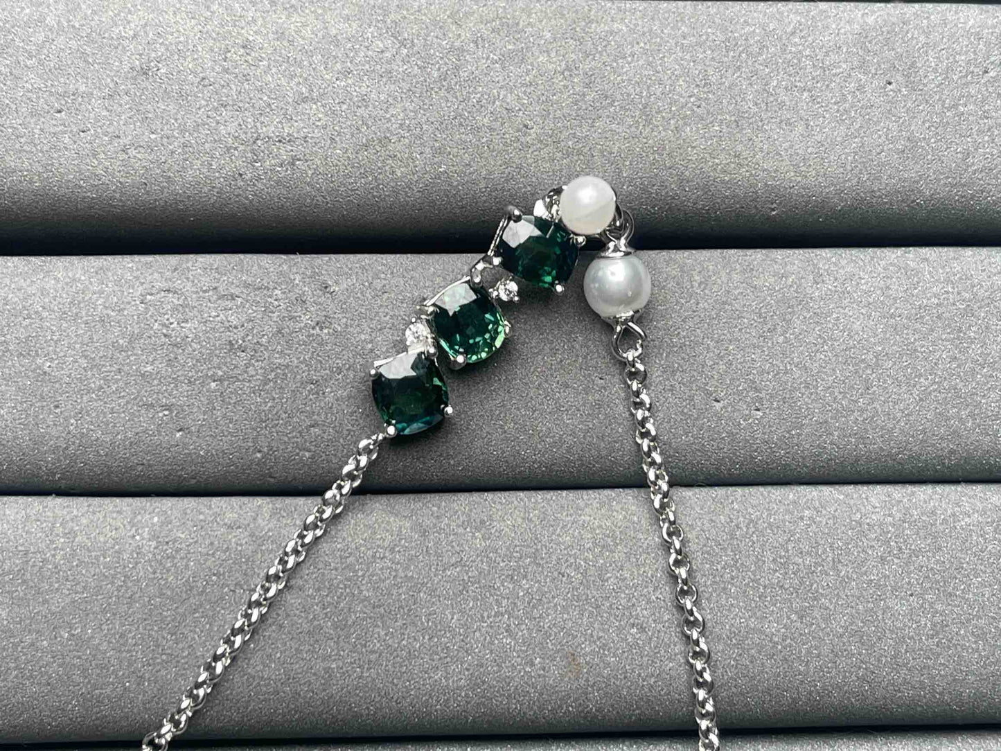 A12082 Sapphire Bracelet