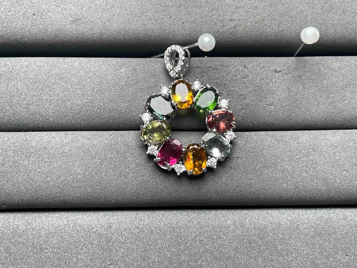 A12188 Sapphire Pendant