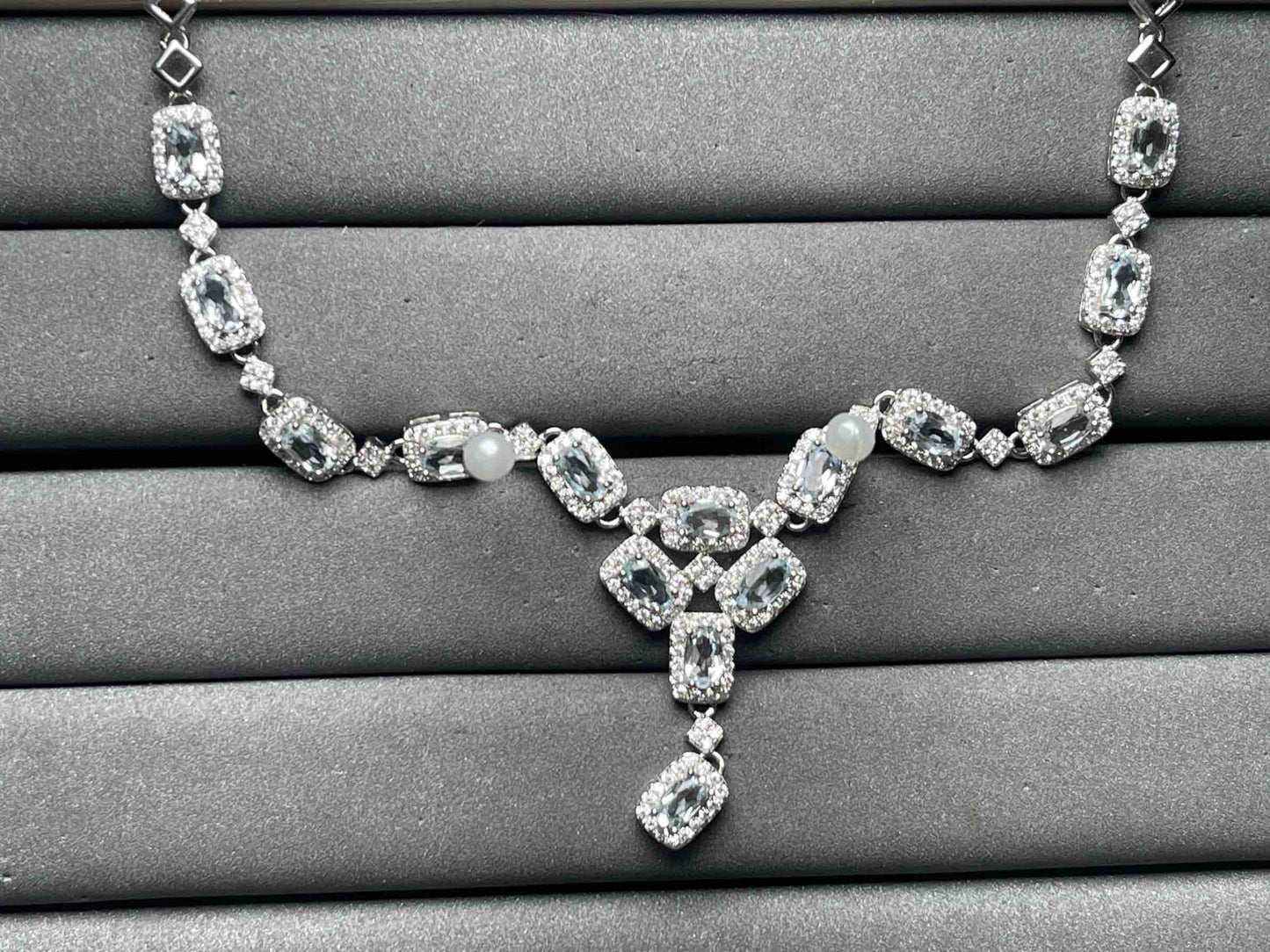 A12198 Aquamarine Necklace