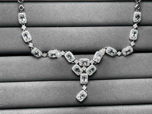 A12198 Aquamarine Necklace