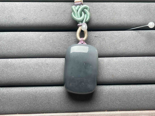 A12242 Smoky Purple Jade Necklace