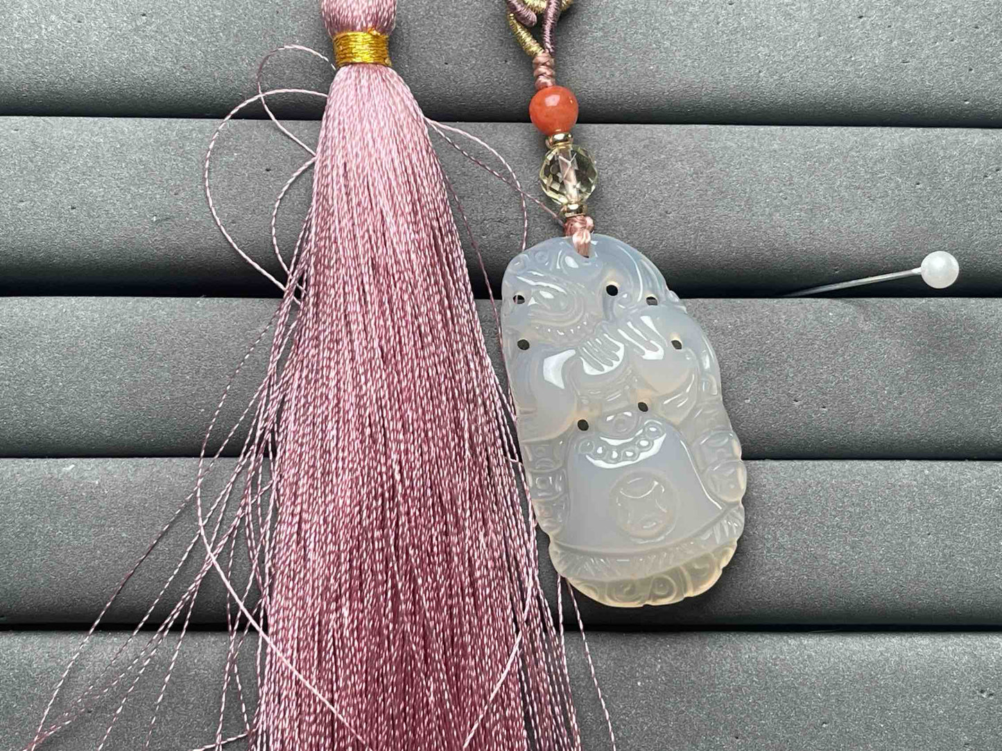 A12243 Chalcedony Bracelet