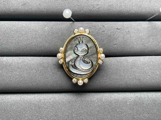 A12260 Black Conch Ring