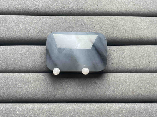 A12280 Smoky Purple Jade Pendant