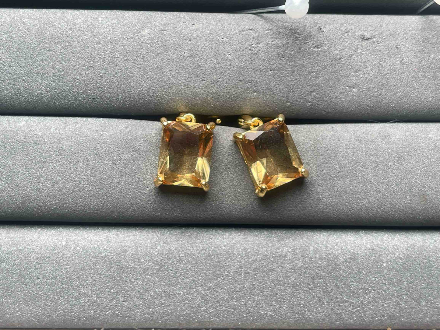 A12300 Yellow Alexandrite Earrings