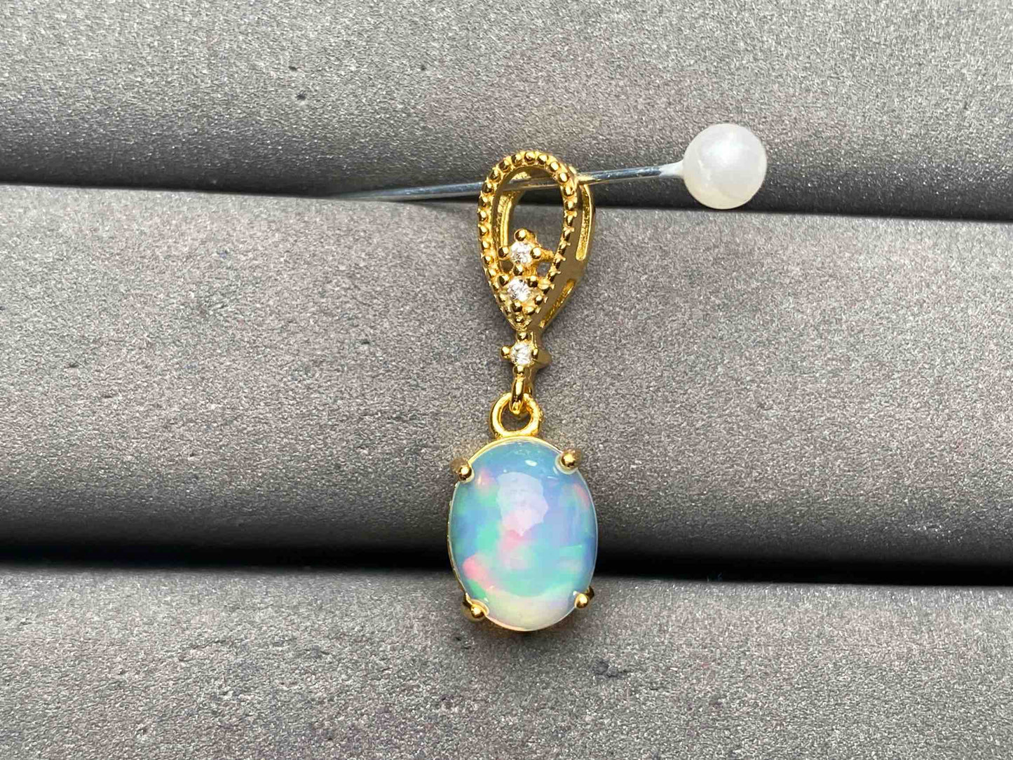 A12334 Opal Pendant