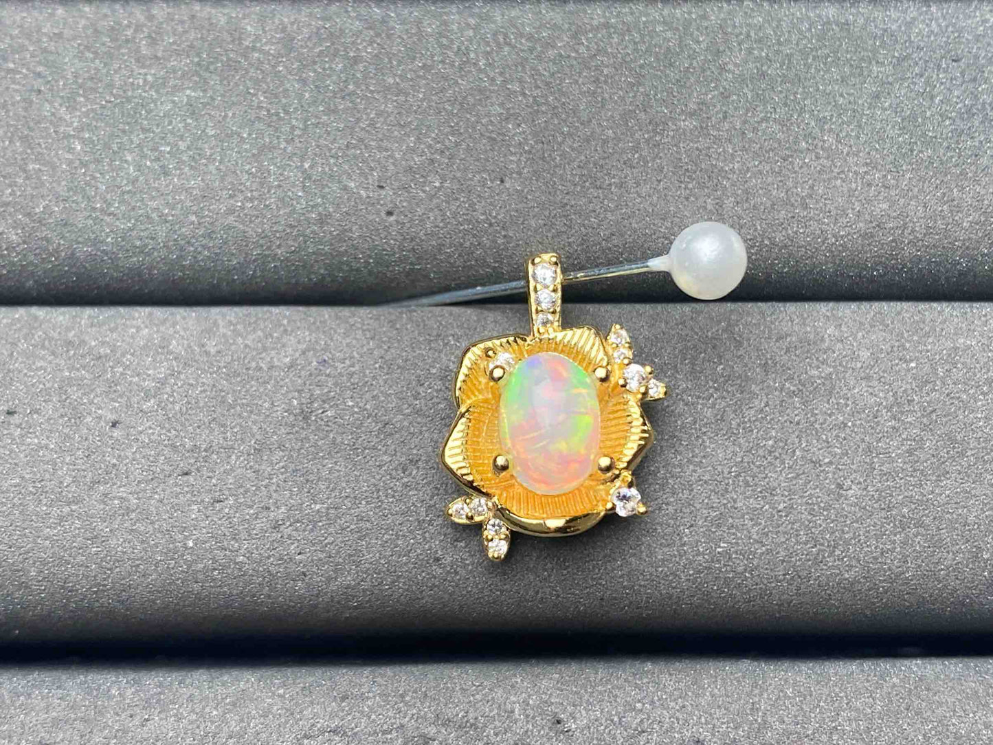 A12377 Opal Pendant