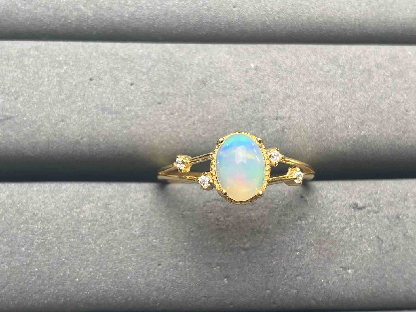 A12569 Opal Ring