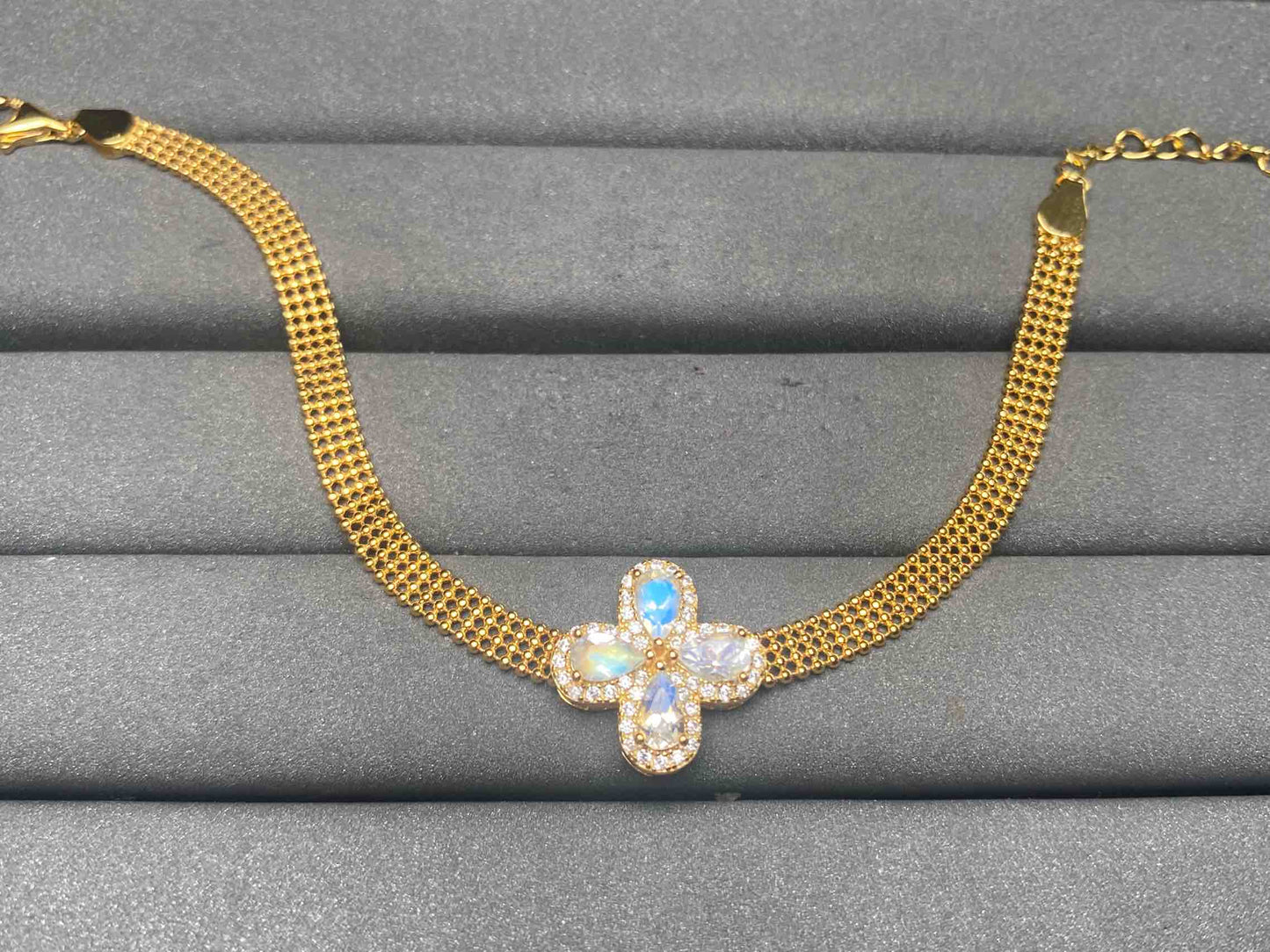 A12582 Moonstone Bracelet