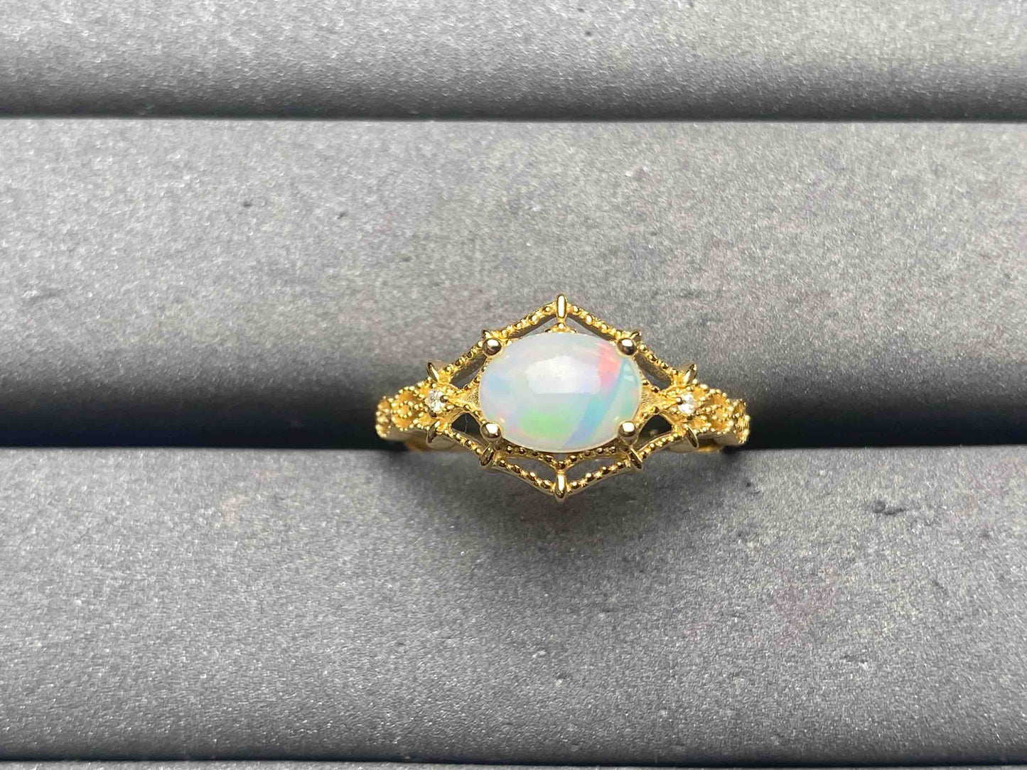 A12596 Opal Ring