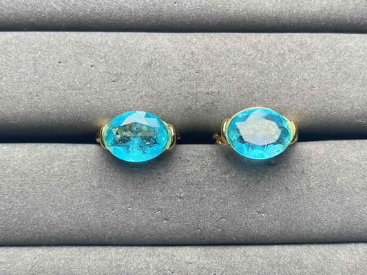 A12688 Color Changing Earrings