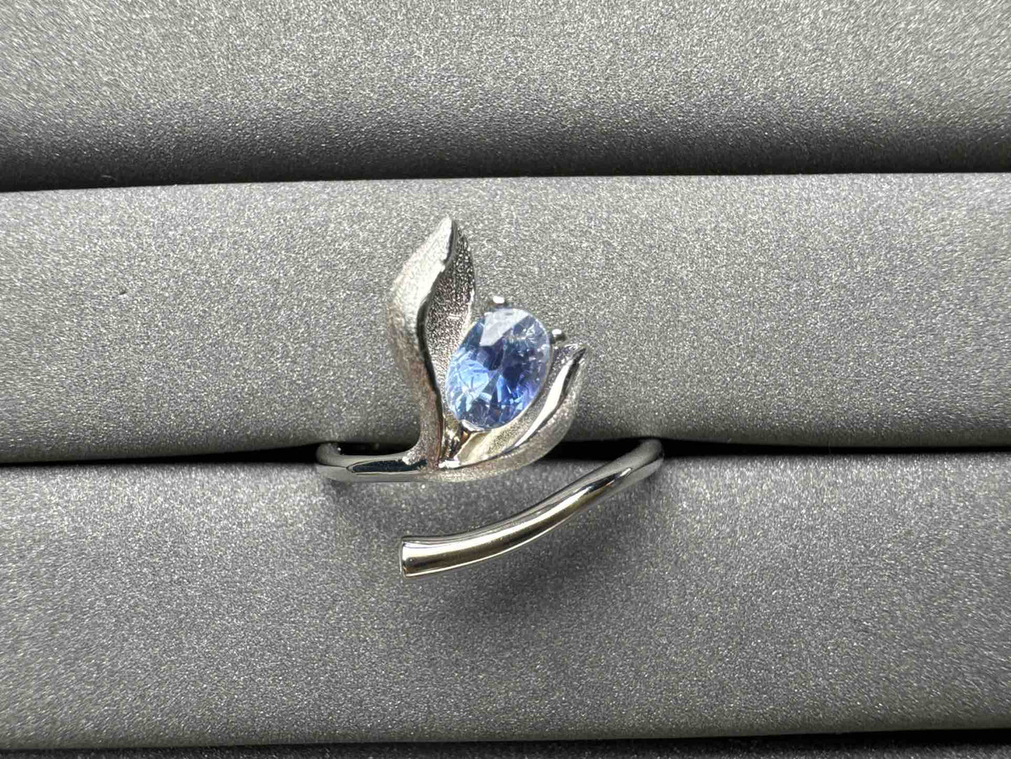 A1271 Cornflower Sapphire Ring