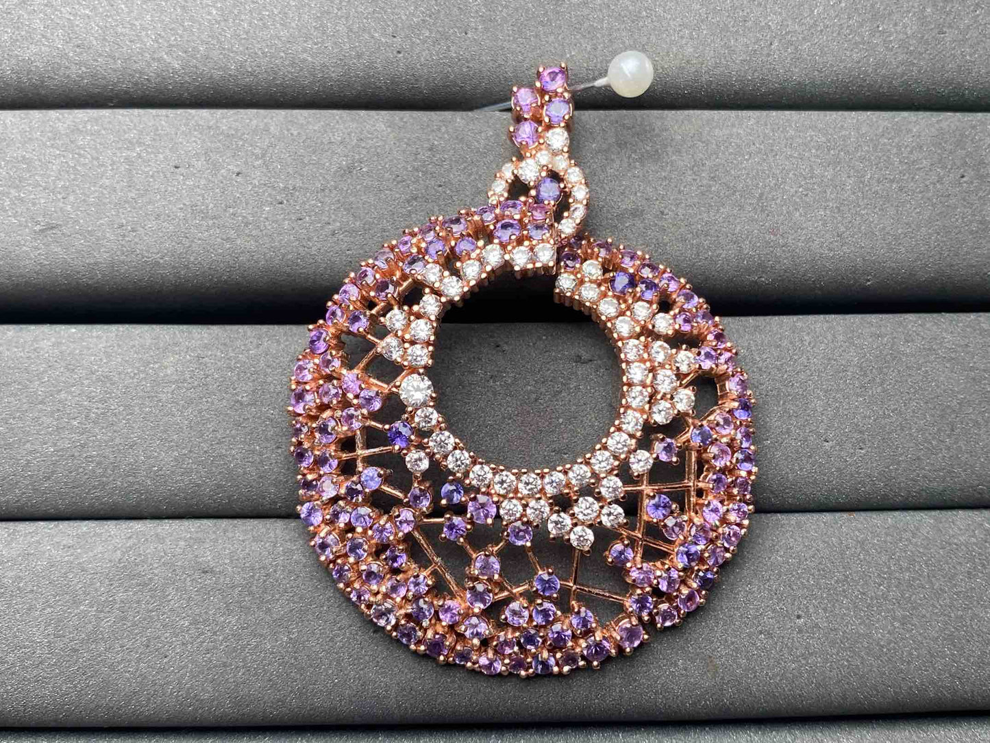 A12725 Sapphire Pendant