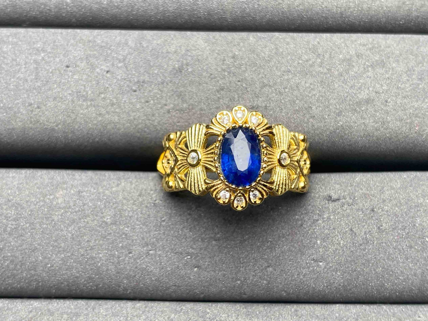 A12733 Blue Sapphire Ring