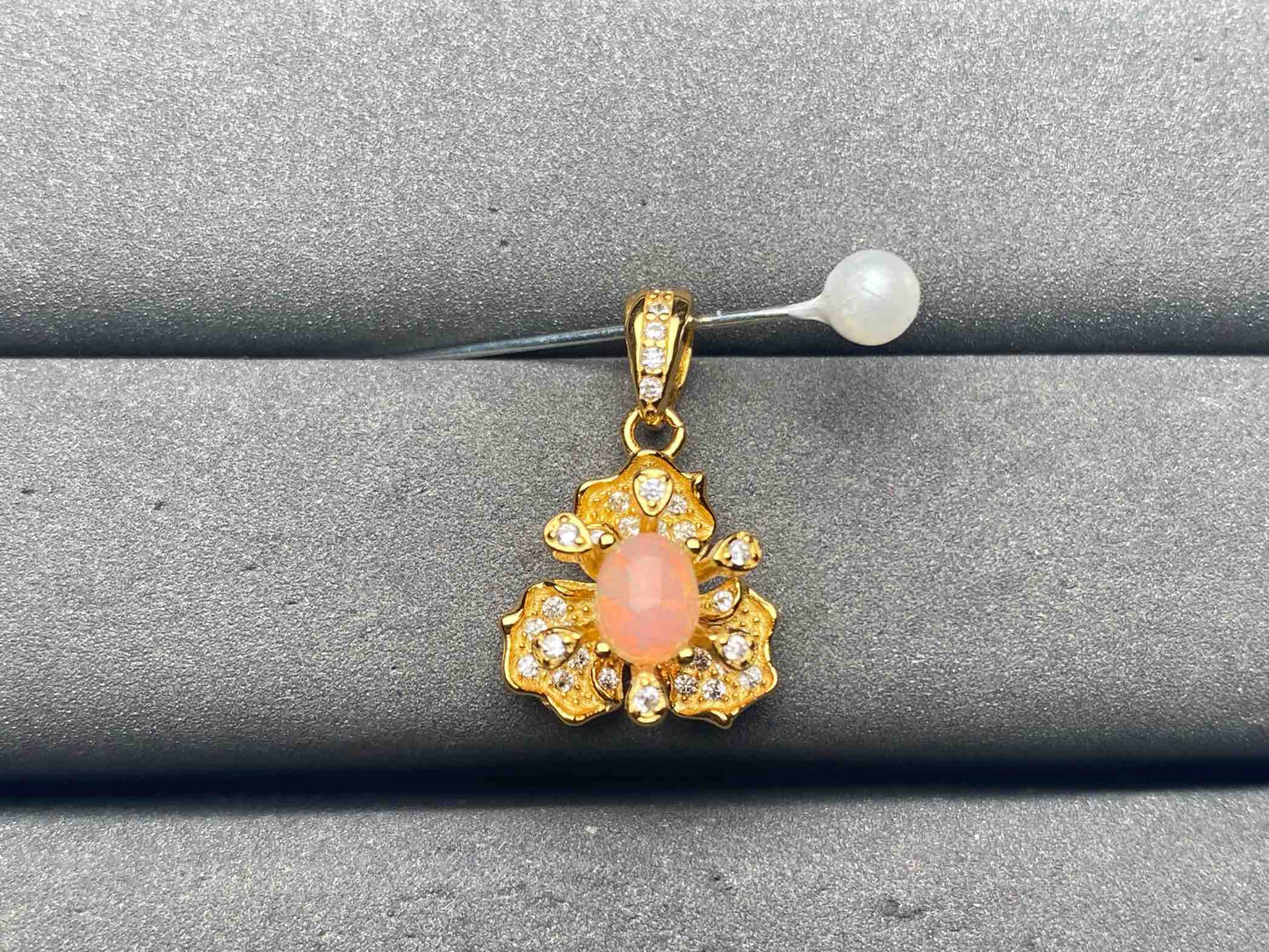 A12738 Opal Pendant
