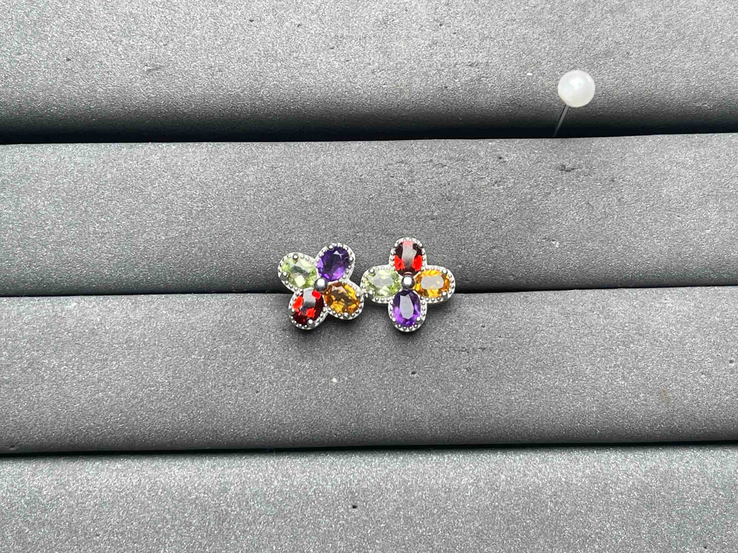 A12766 Garnet Earrings